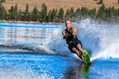 waterskiing